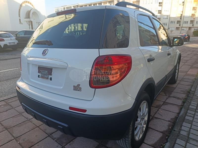 Suzuki SX4 1.6 iz CH  4X4