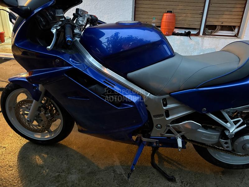 Honda Vfr 750