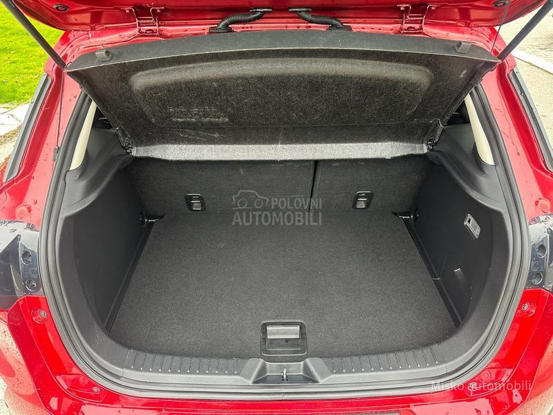 Mazda CX-3 2.0 i Head-up Kam