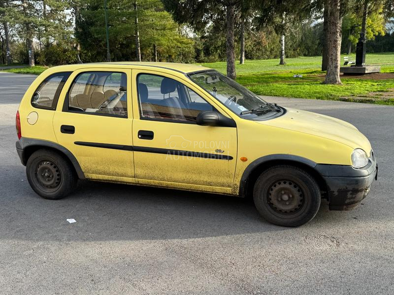Opel Corsa B 12V