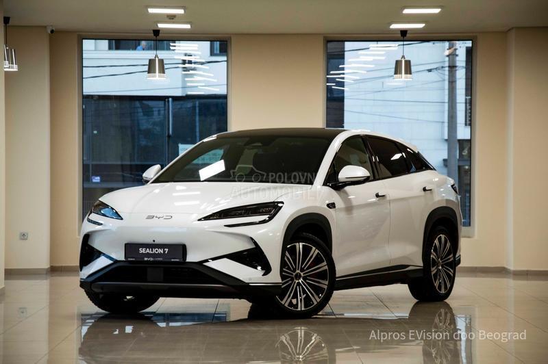 BYD Sealion 7 