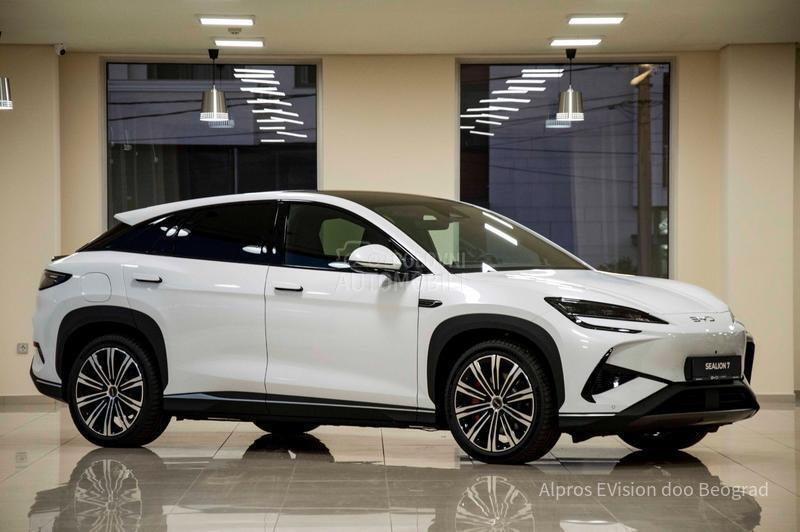 BYD Sealion 7 