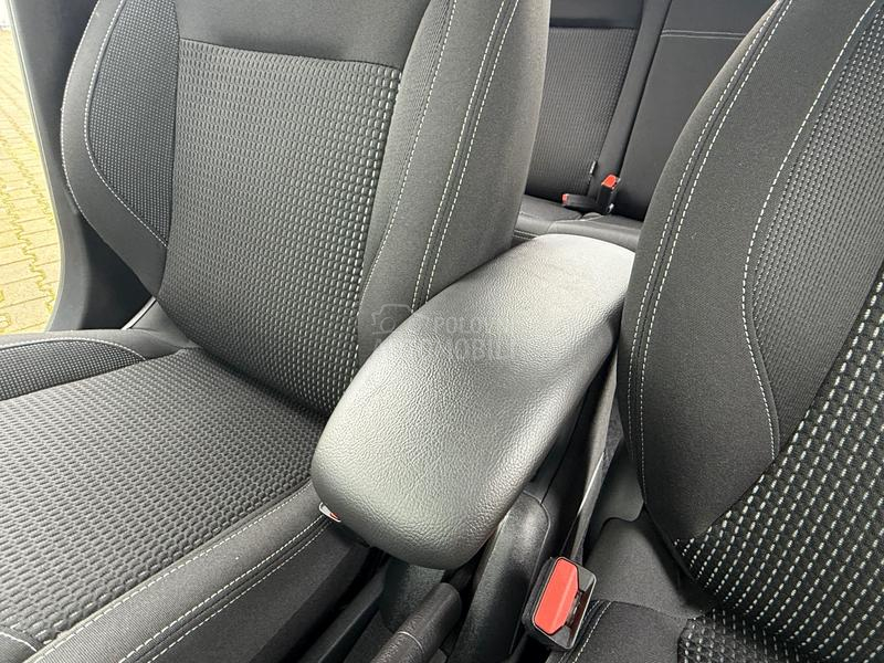 Peugeot 208 1.2 ALLURE/6 BRZ