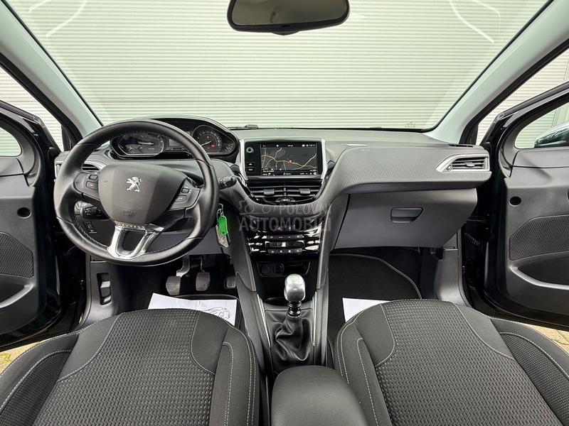 Peugeot 208 1.2 ALLURE/6 BRZ