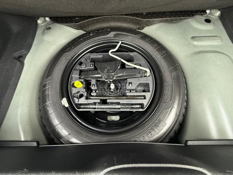 Peugeot 208 1.2 ALLURE/6 BRZ