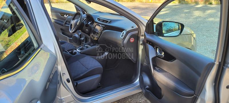 Nissan Qashqai 1.2DIG-T TEKNA