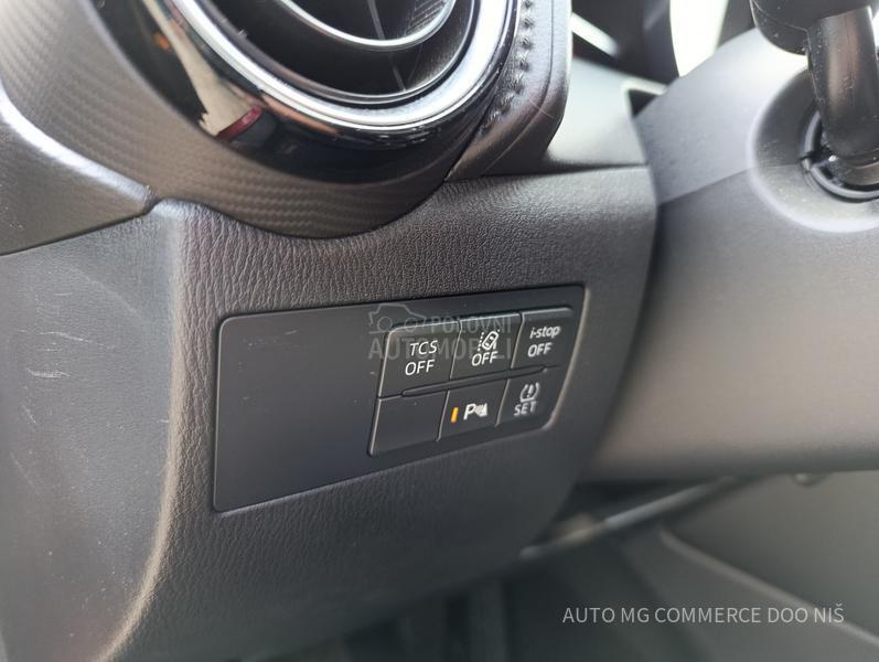 Mazda CX-3 G121 REVOLUTION