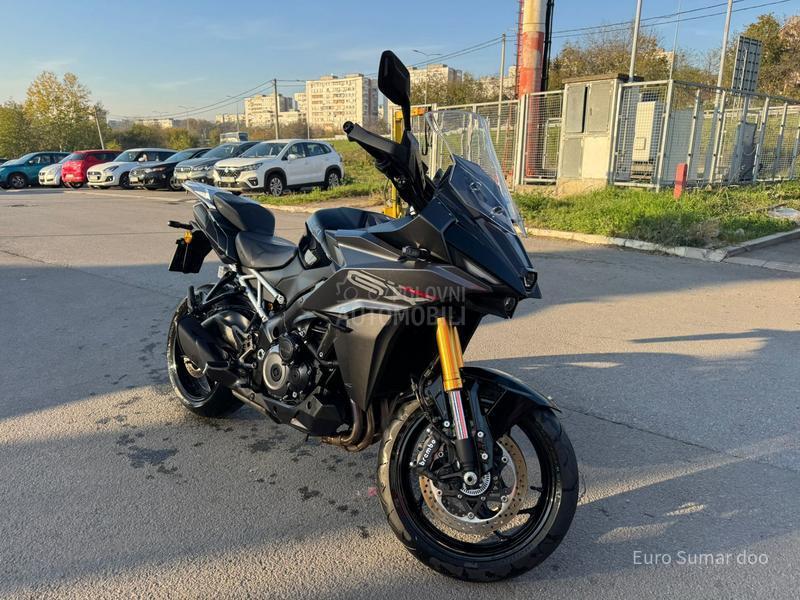 Suzuki GSX-S1000GX M4