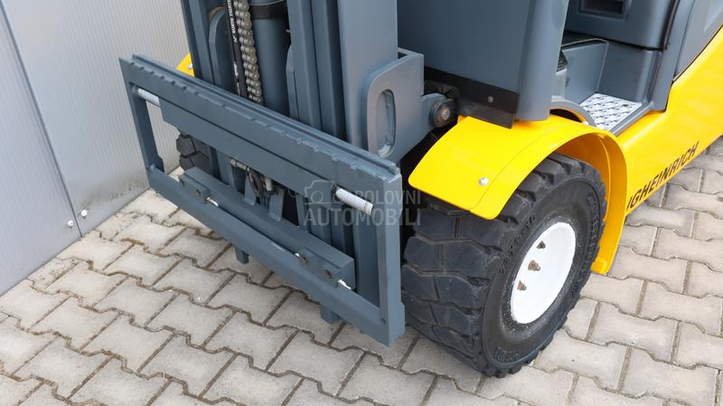 Jungheinrich TFG 320s