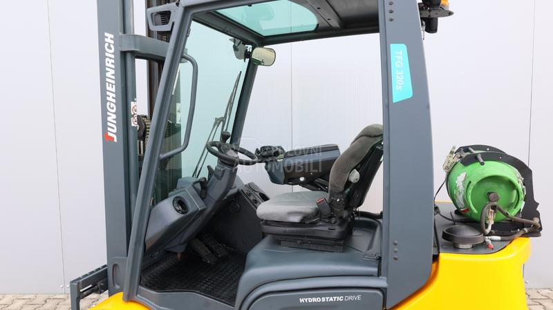 Jungheinrich TFG 320s