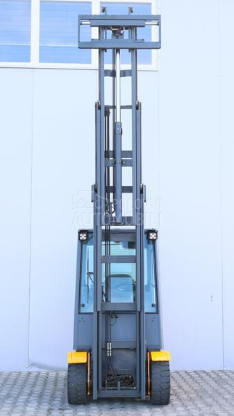 Jungheinrich TFG 320s