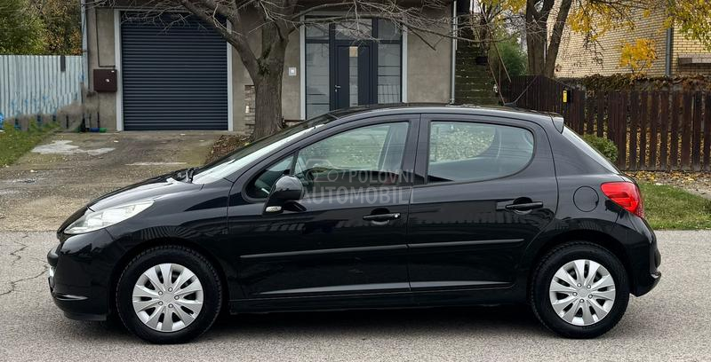 Peugeot 207 1.4 8V TRENDY