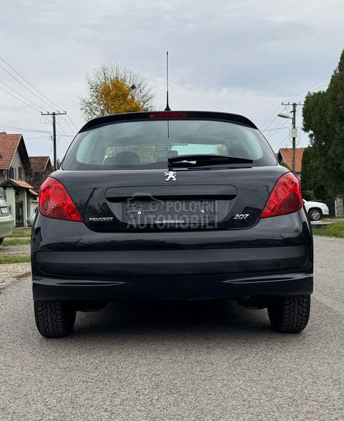 Peugeot 207 1.4 8V TRENDY