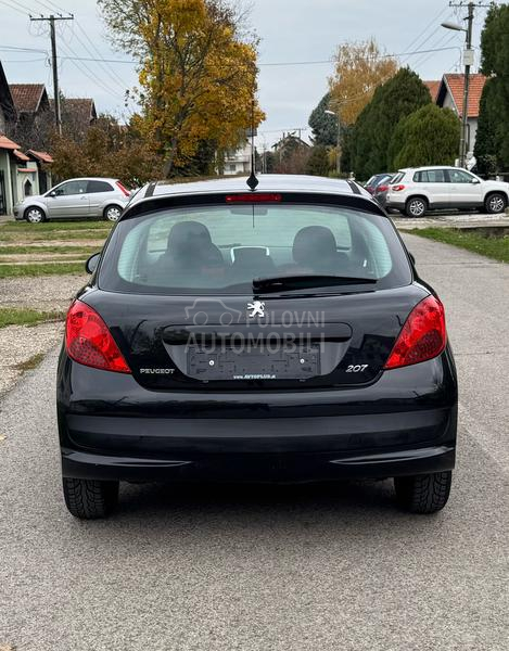 Peugeot 207 1.4 8V TRENDY
