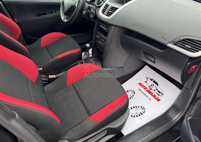 Peugeot 207 1.4 8V TRENDY