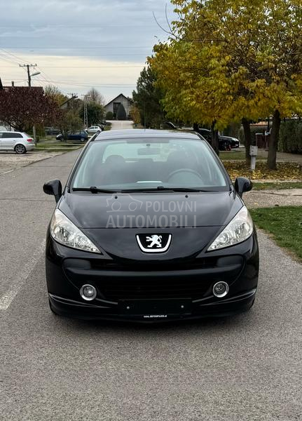 Peugeot 207 1.4 8V TRENDY