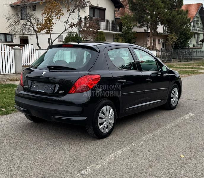 Peugeot 207 1.4 8V TRENDY
