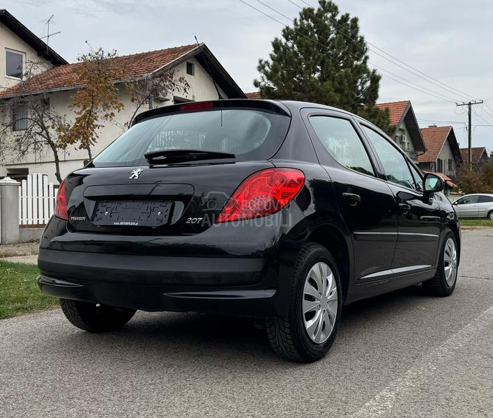 Peugeot 207 1.4 8V TRENDY