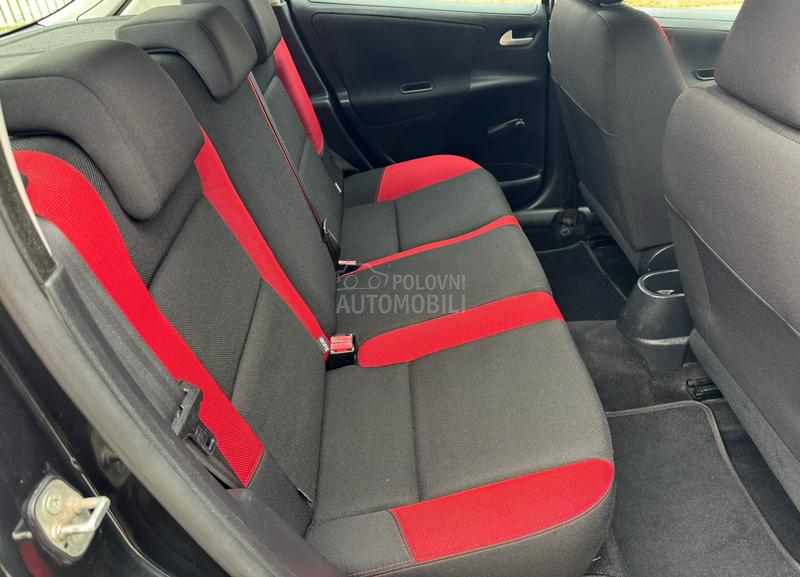Peugeot 207 1.4 8V TRENDY