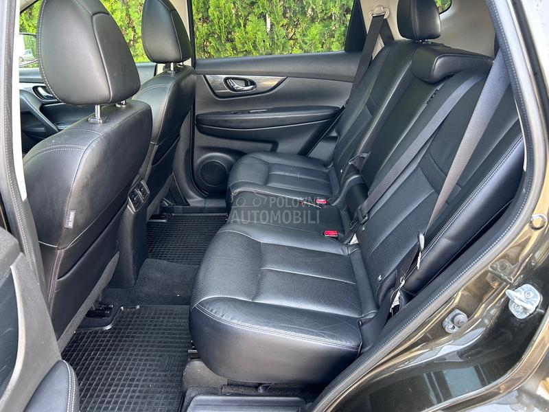Nissan X-Trail TEKNA 360 7 sed