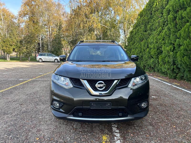 Nissan X-Trail TEKNA 360 7 sed