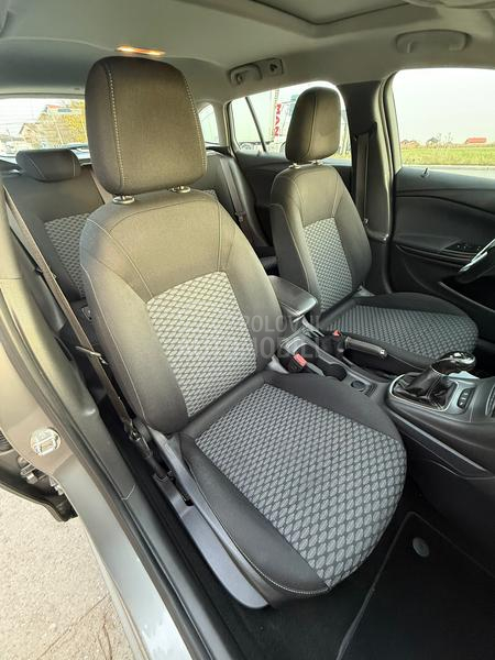 Opel Astra K 1.6cdti/SIBER/LED/