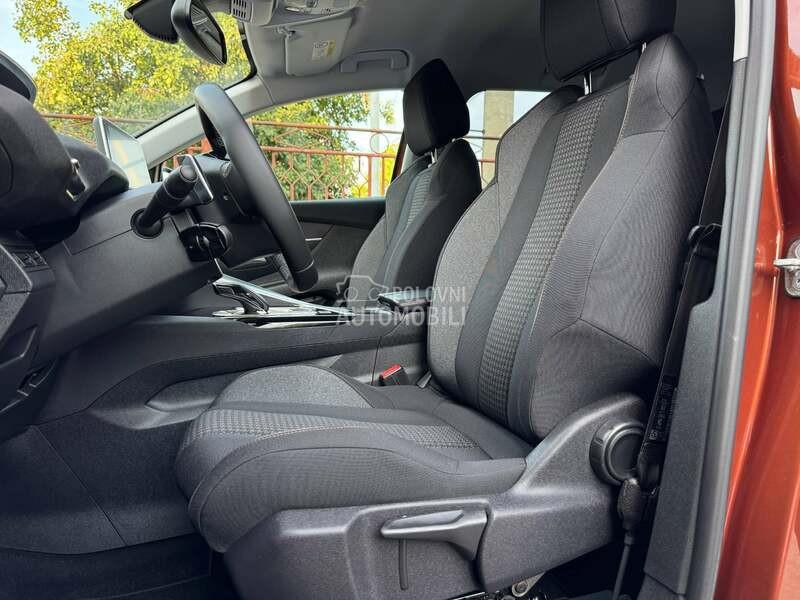 Peugeot 3008 1.2 AUT/VIRTUAL