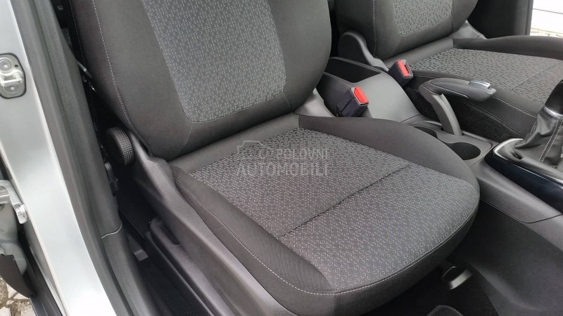 Opel Crossland X  1.2 ENYOJ / 112.000k