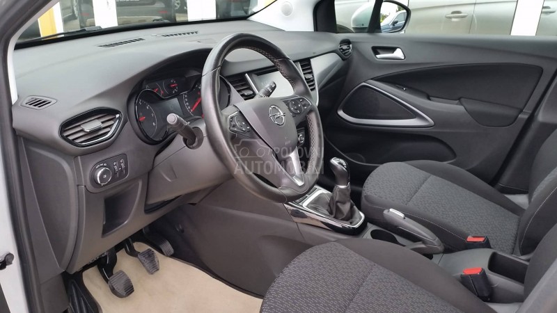Opel Crossland X  1.2 ENYOJ / 112.000k