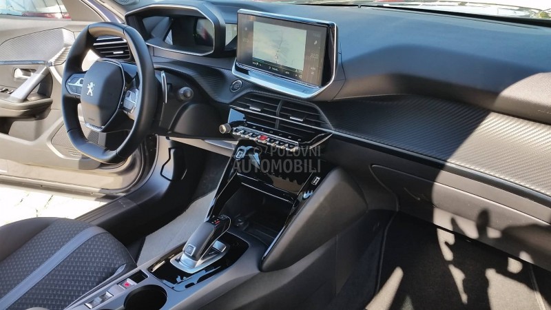 Peugeot 2008 ALLURE/89.200k/AUT