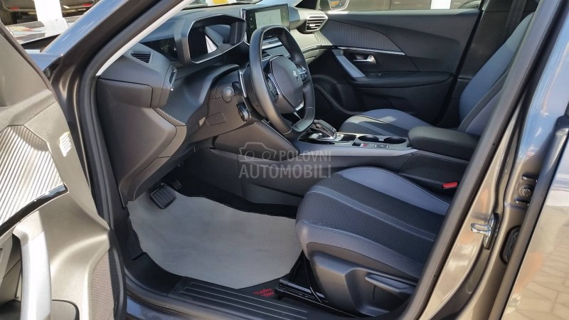 Peugeot 2008 ALLURE/89.200k/AUT