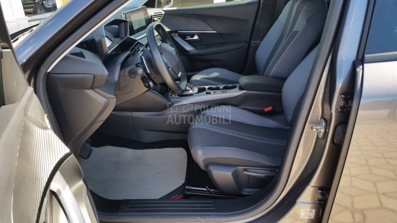 Peugeot 2008 ALLURE/89.200k/AUT
