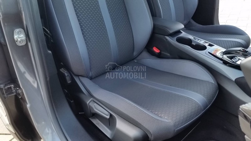 Peugeot 2008 ALLURE/89.200k/AUT