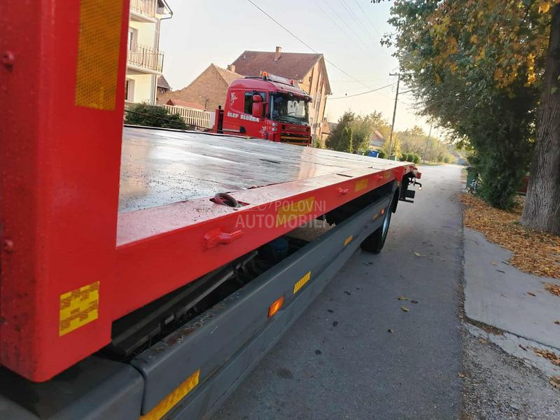 Mercedes Benz atego 818