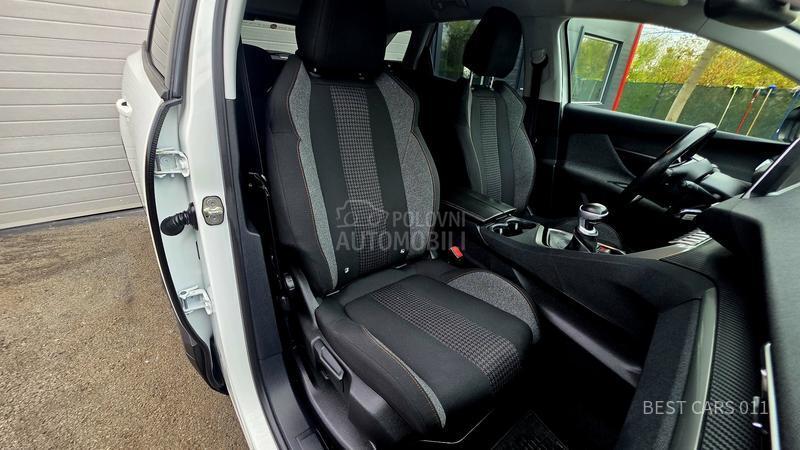 Peugeot 3008 1.6BLUHDI NOV