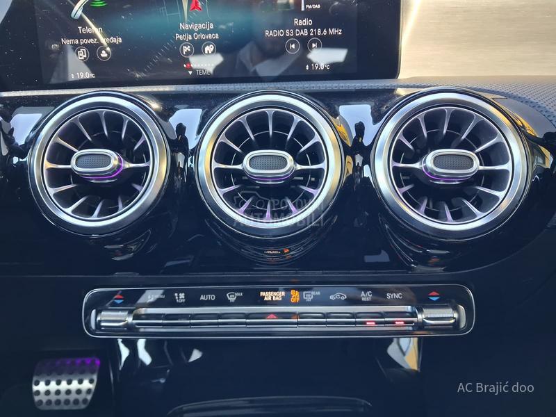 Mercedes Benz CLA 180 1.5 116HP AT