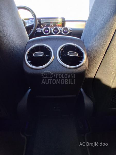Mercedes Benz CLA 180 1.5 116HP AT