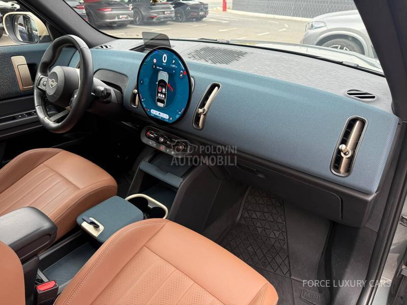 MINI Countryman C