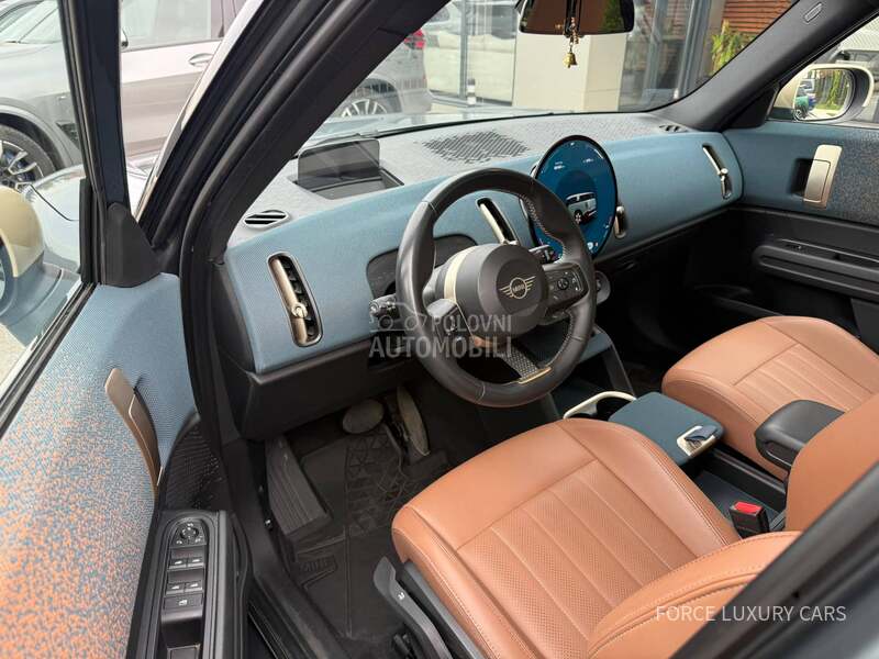 MINI Countryman C