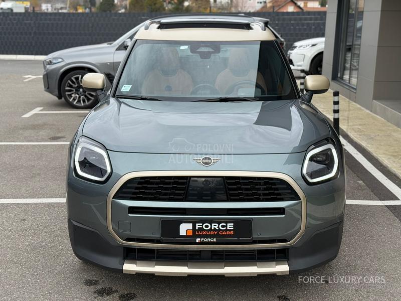 MINI Countryman C