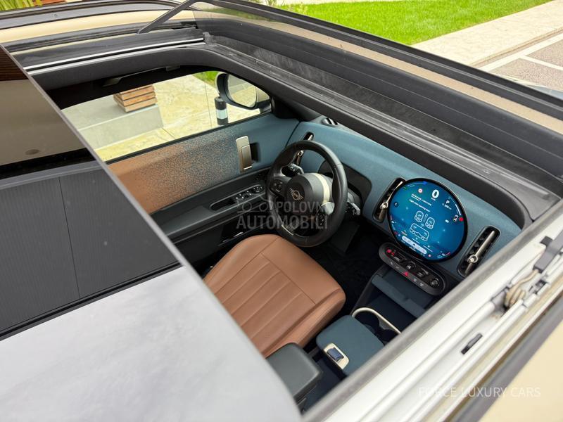 MINI Countryman C