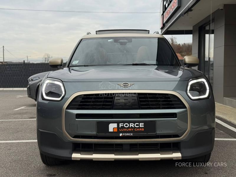 MINI Countryman C