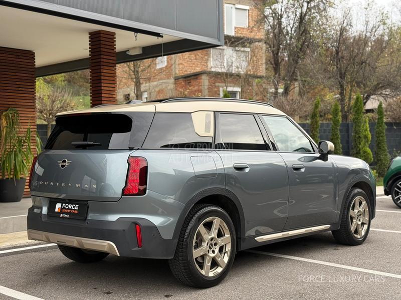 MINI Countryman C