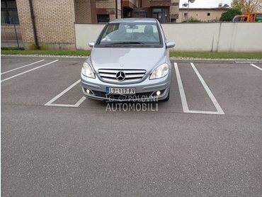 Mercedes Benz B 200 