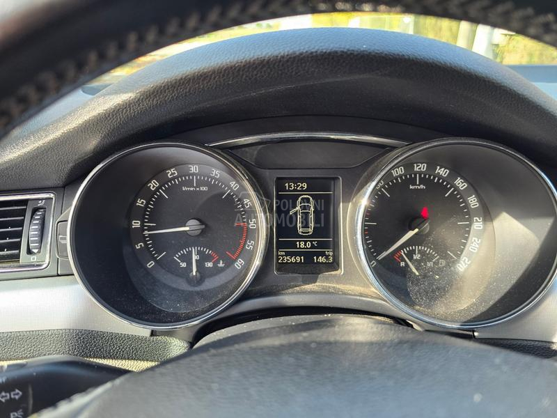 Škoda Superb 2,0 Bez troskova