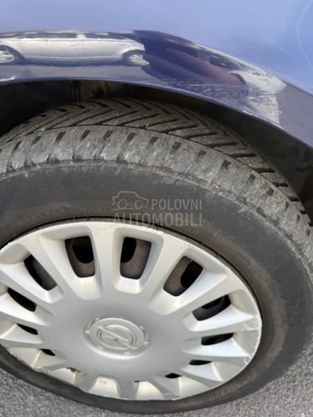 Opel Corsa D 