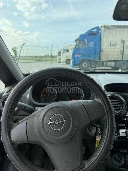 Opel Corsa D 