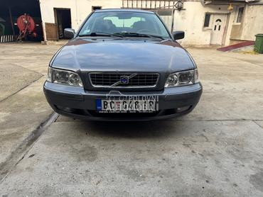 Volvo S40 