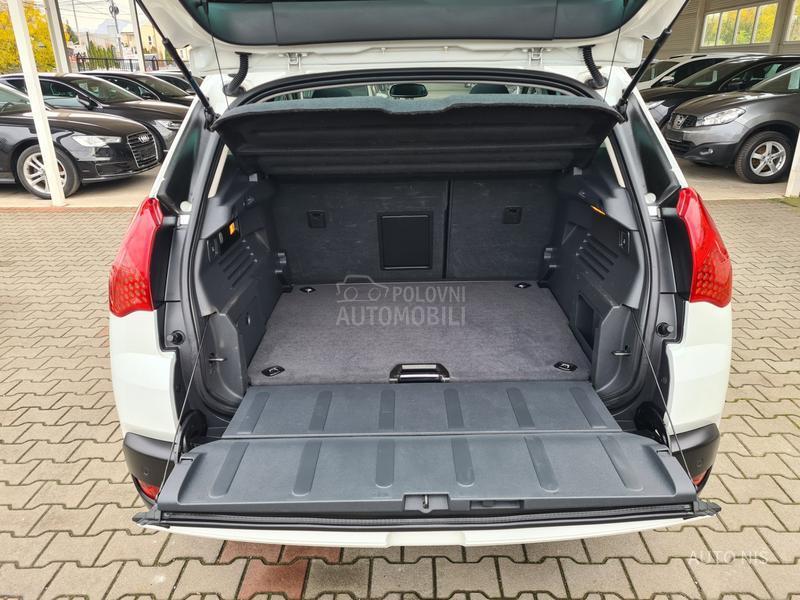 Peugeot 3008 1.6 HDI PREMIUM