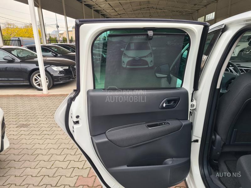 Peugeot 3008 1.6 HDI PREMIUM